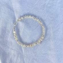 Load image into Gallery viewer, Fresh Water Pearl Bracelet
